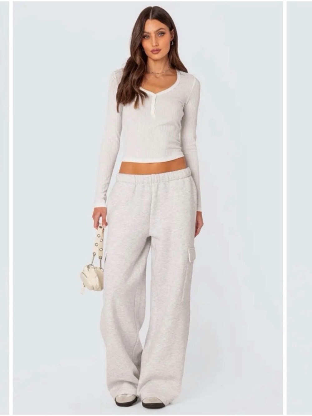 EDIKTED Wide Leg Cargo Sweatpants Size Medium Petite